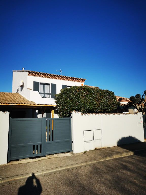 6 room luxury Villa for sale in Narbonne, Occitanie 128409497