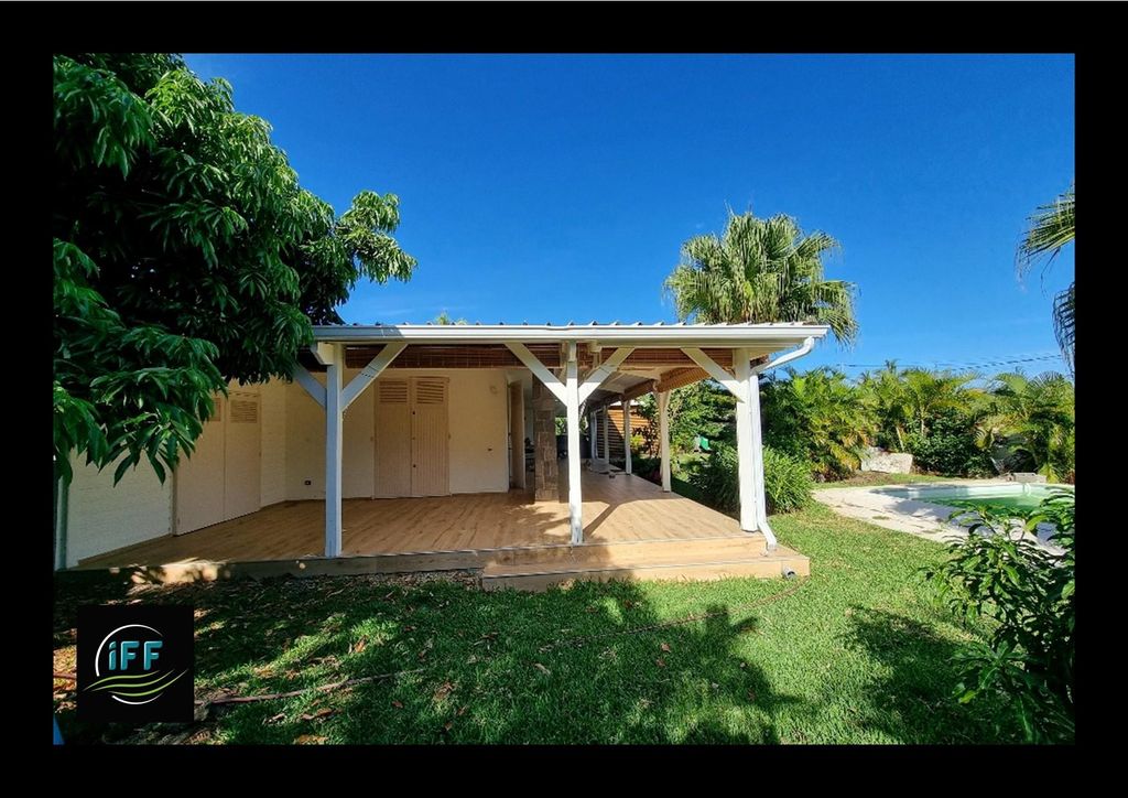 Villa / Chalet de 150 m2 en venta en Boucan Canot, Réunion 128748699