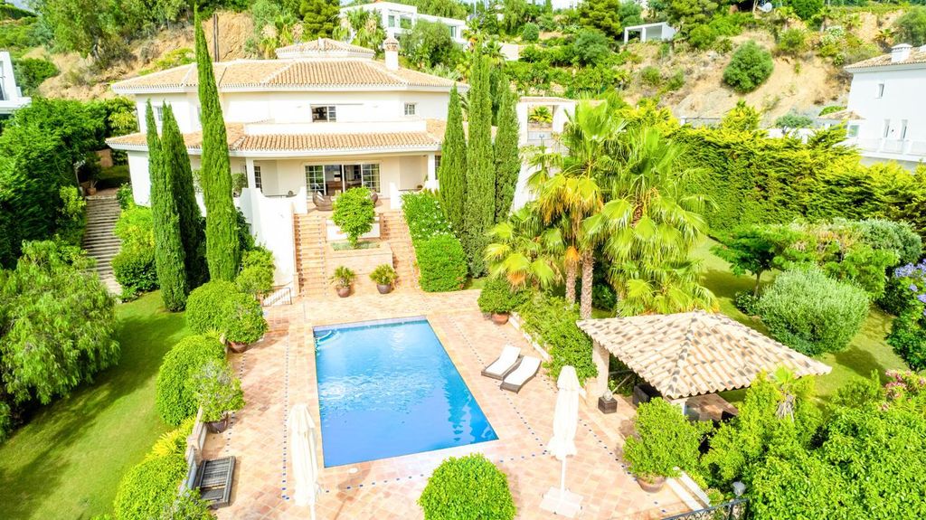 Villa / Chalet de lujo 555 m2 en venta, La Quinta, Marbella, Andalucía