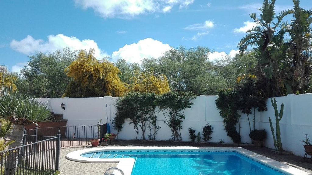 Luxury Villa for sale in Sanlúcar de Barrameda, Andalusia 80324425