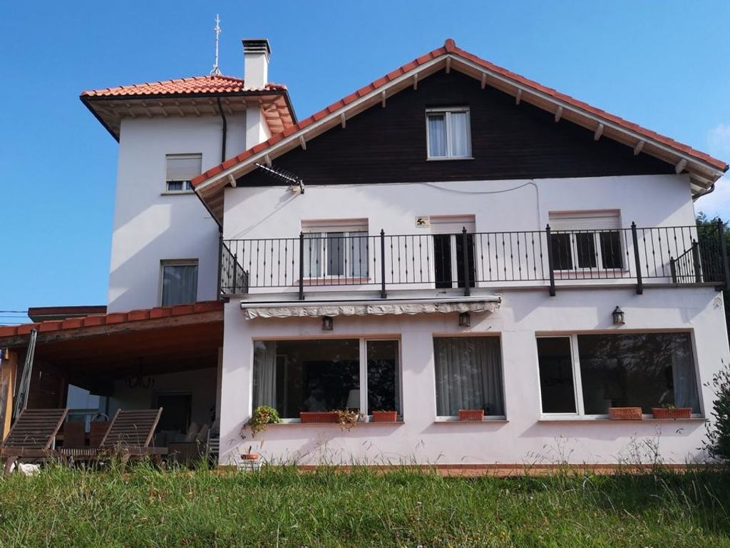 Gijón, ??? ?? ?? ?? 76372805