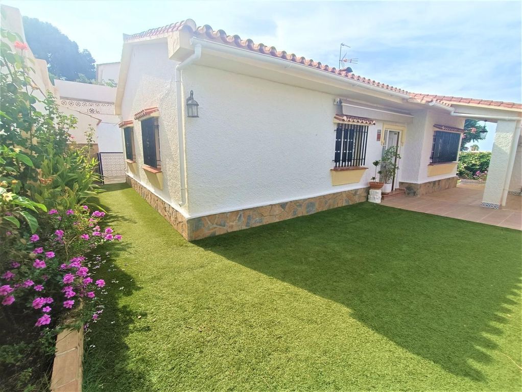 Villa / Chalet de lujo en venta Benagalbón, España 129189497