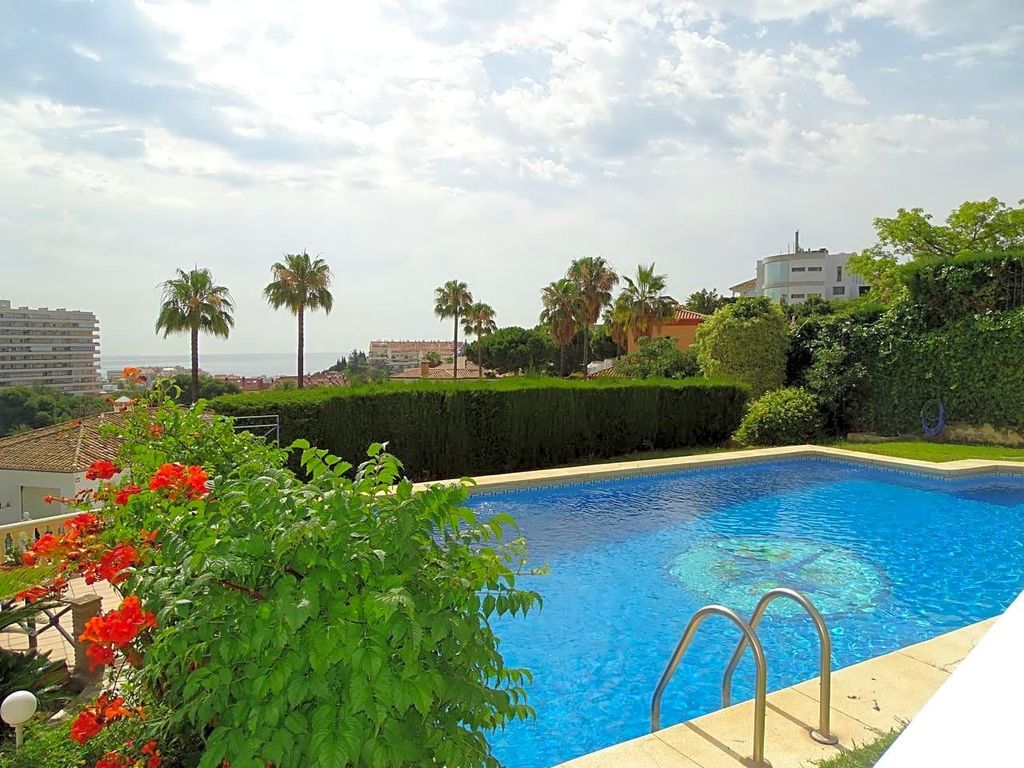 7 bedroom luxury mansion for sale in Benalmádena, Andalusia 109522545