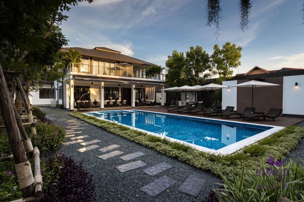 Элитный дом 917 м2 в продажа Чианг-Май, Chiang Mai Province