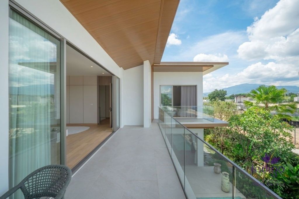 Элитный дом 670 м2 в продажа Чианг-Май, Chiang Mai Province