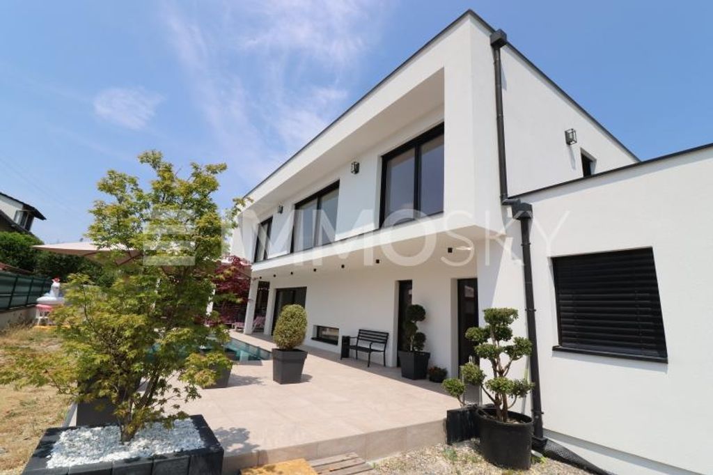 Luxury Villa for sale in Basel, BasleVille 129419139