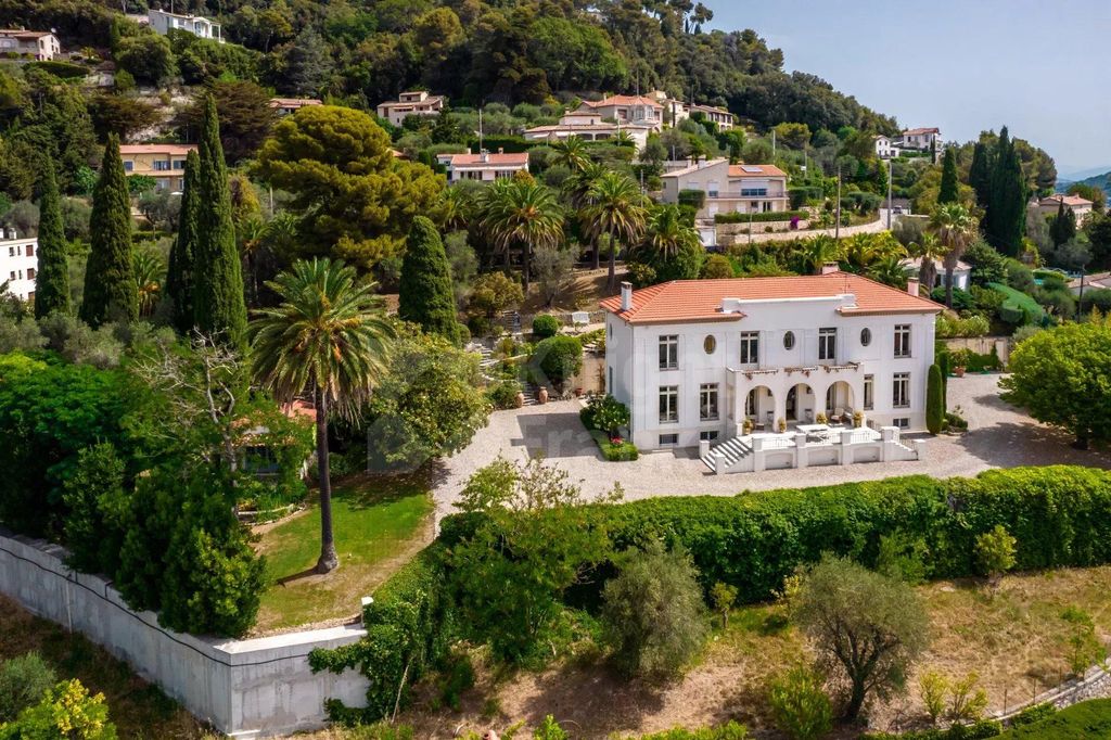 12 room luxury Villa for sale in Grasse, France 127793981