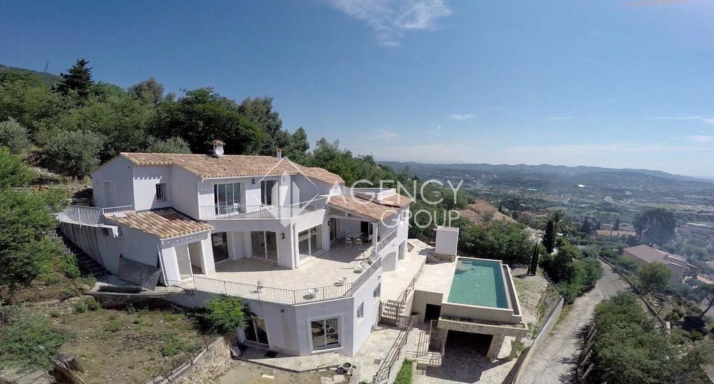 Exclusiva Villa en venta MandelieulaNapoule, ProvenzaAlpesCosta