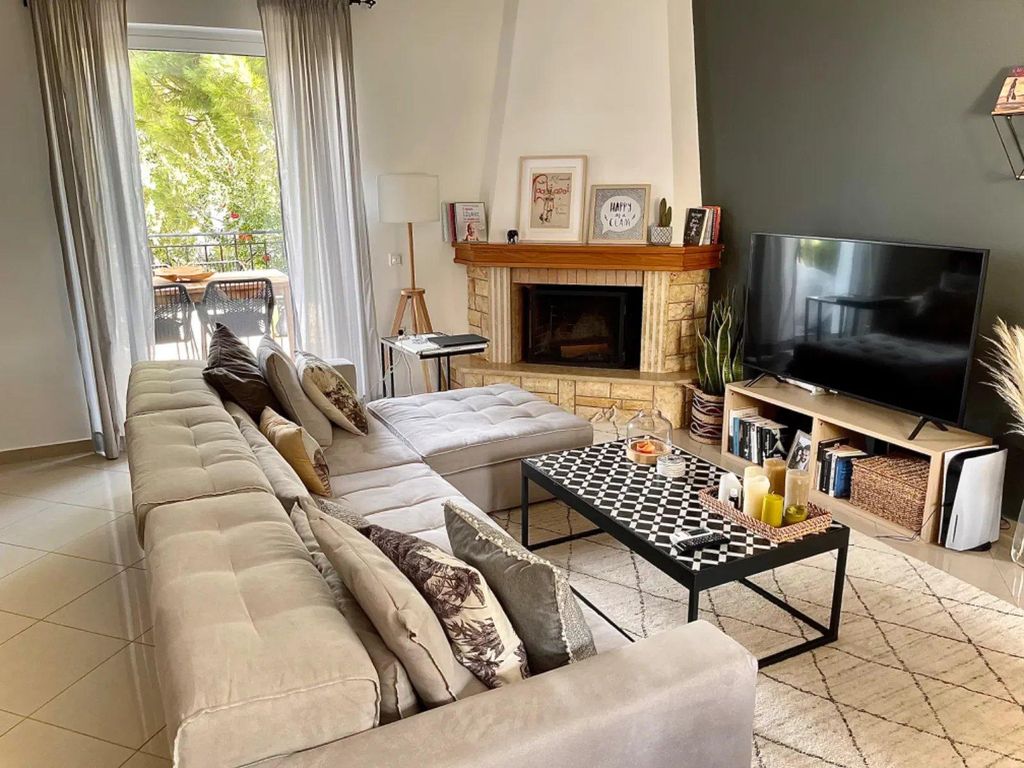 14 room luxury Apartment for sale in Agía Paraskeví, Attica 122069305