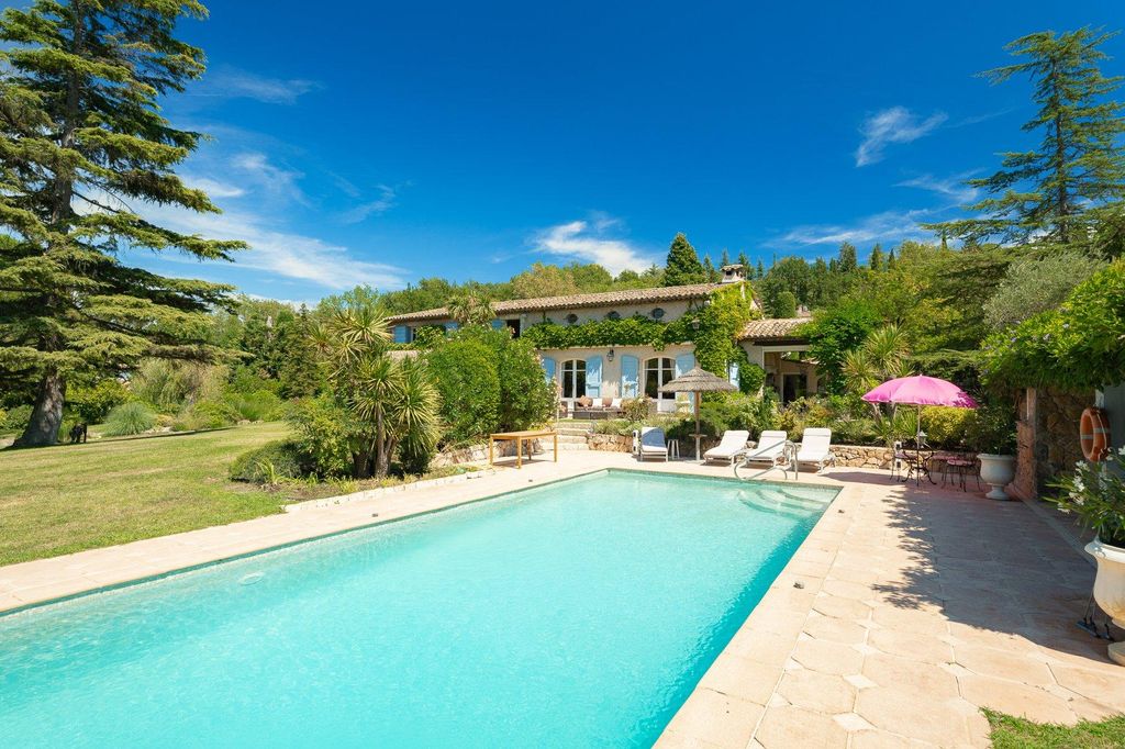 Villa de luxe en vente ChâteauneufGrasse, ProvenceAlpesCôte d'Azur