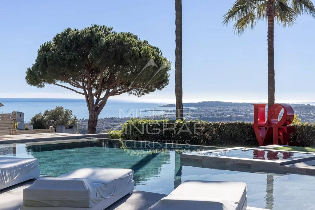 Элитный дом 397 м2 в продажа Villeneuve-Loubet, Франция