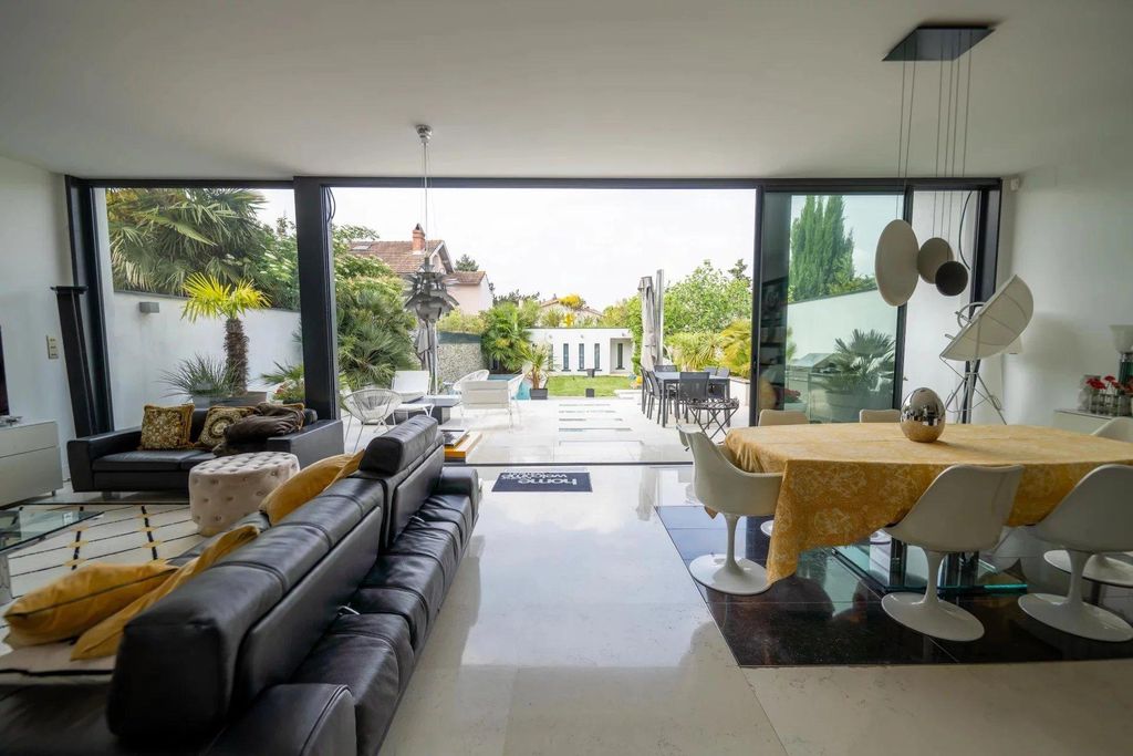 6 room luxury House for sale in Toulouse, Occitanie 129185781