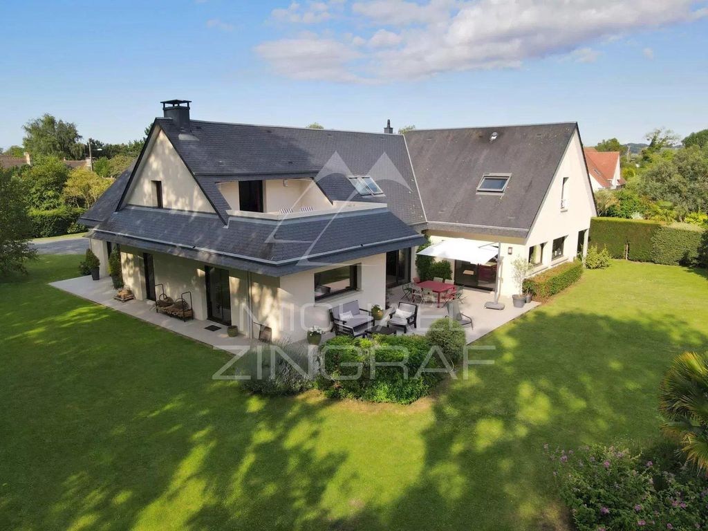 Maison de 4 chambres de luxe en vente à Cabourg, Normandie 129185451