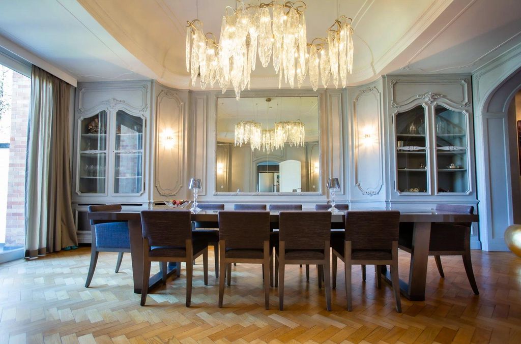 7 room luxury House for sale in IxellesElsene, Belgium 123845865