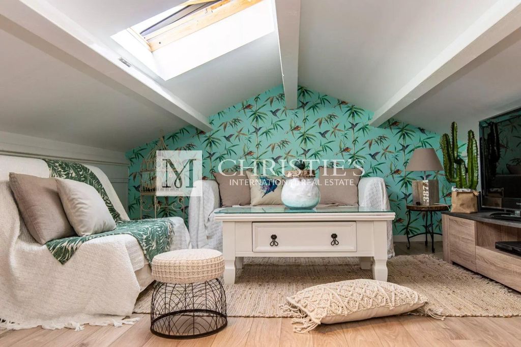 Maison de luxe de 4 chambres en vente à La Rochelle, NouvelleAquitaine