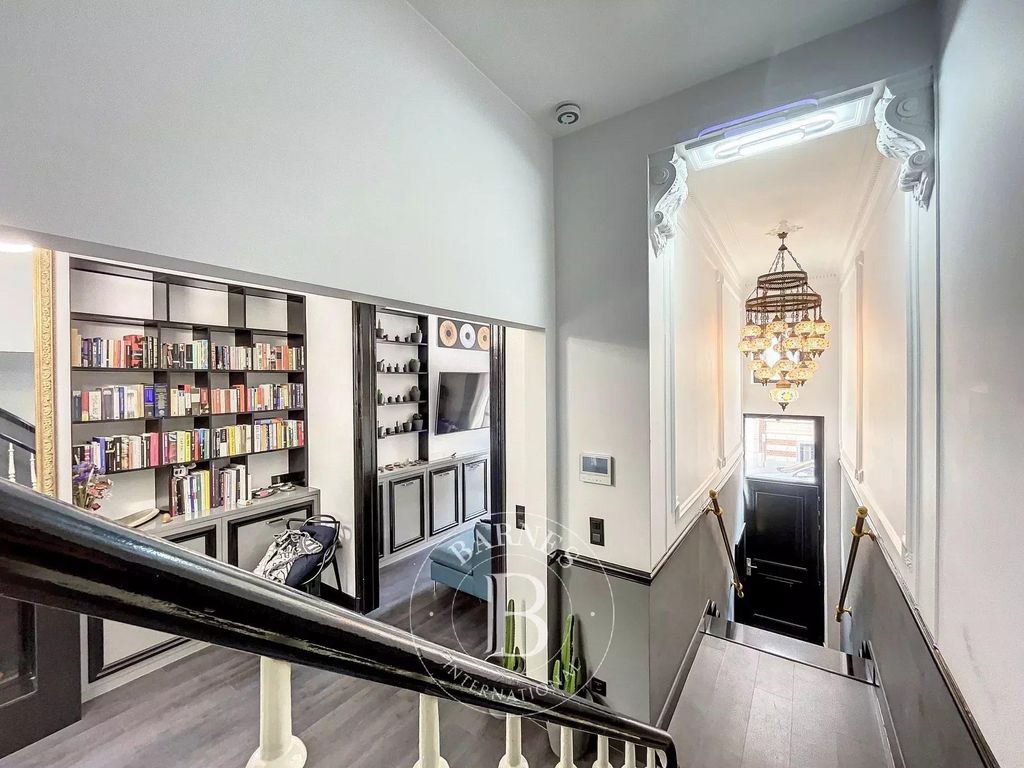 15 room luxury House for sale in Brussels, Belgium 129097437