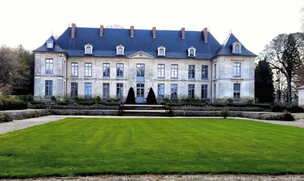 Castle for sale in Arras, HautsdeFrance 129834539