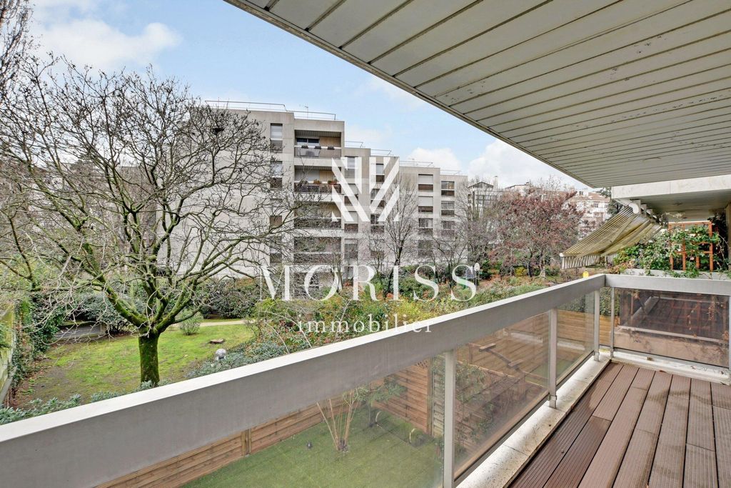 LuxusApartment mit 2 Schlafzimmer zu verkaufen in 88 Boulevard Victor Hugo, NeuillysurSeine