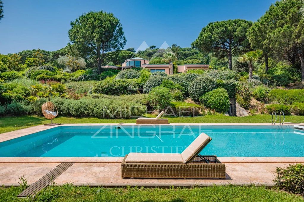 6 bedroom luxury Villa for sale in Ramatuelle, France 129029297
