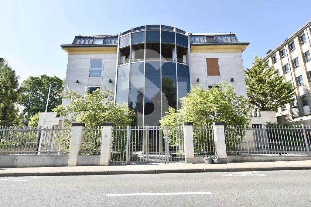 LuxusApartment mit 87 m2 zu verkaufen in Arlon, Belgien 128911971