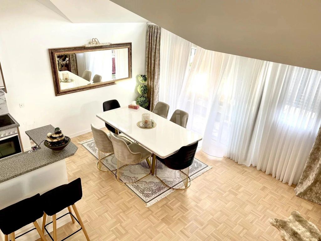 Престижная квартира в продажа Женева, Canton de Genève 128243733