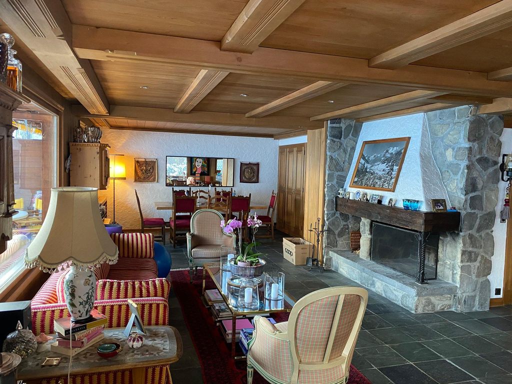 4 bedroom luxury chalet for rent in Gstaad, Bern 99441425