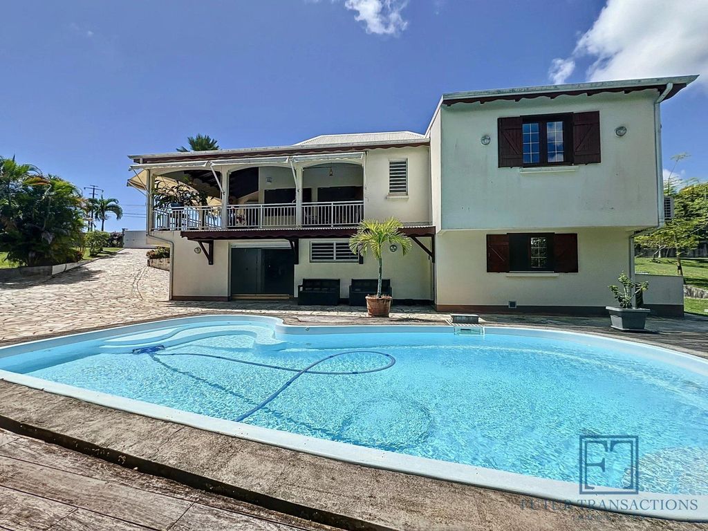 6 room luxury House for sale in SainteAnne, Guadeloupe 129537475