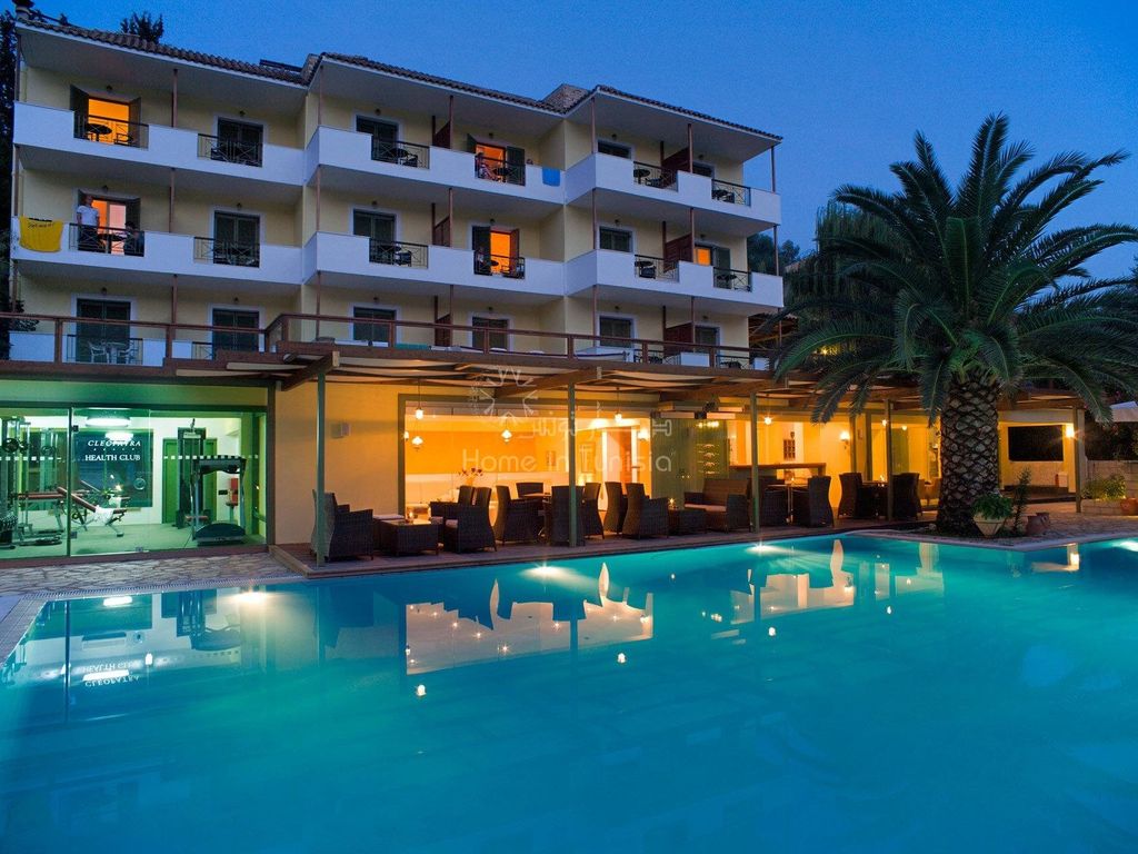 4 room luxury Apartment for sale in Hammam Sousse, Tunisia 101105965