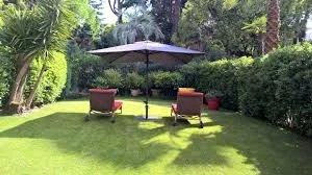 5 room luxury Villa for sale in Biarritz, NouvelleAquitaine