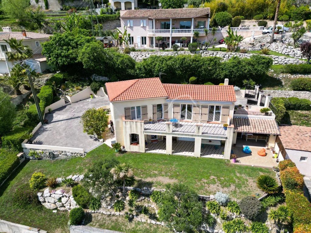 5 room luxury Villa for sale in French Riviera