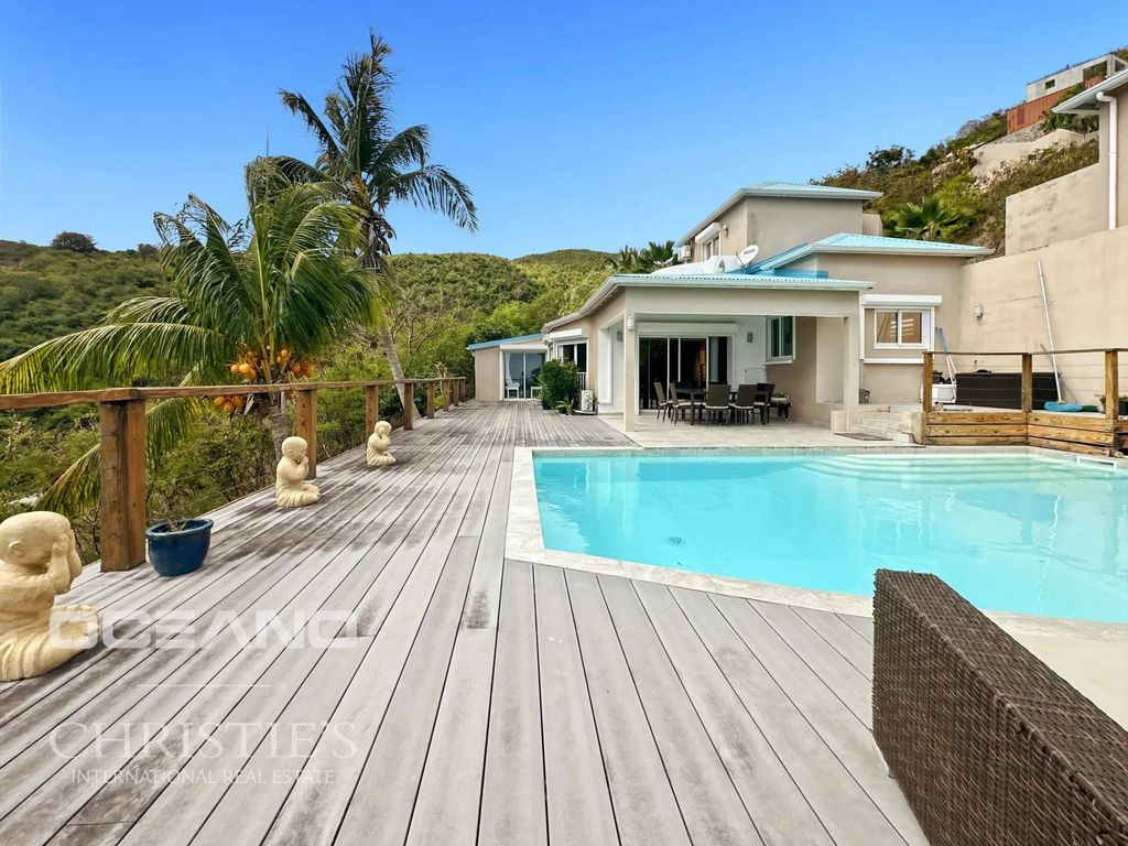 Villa / Chalet de 109 m2 en venta en Les Jardins D’Orient Bay, San Martín
