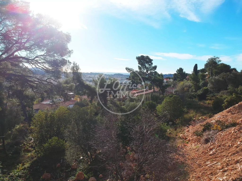 Terrain de 4535 m2 en vente Toulon, France 129650700