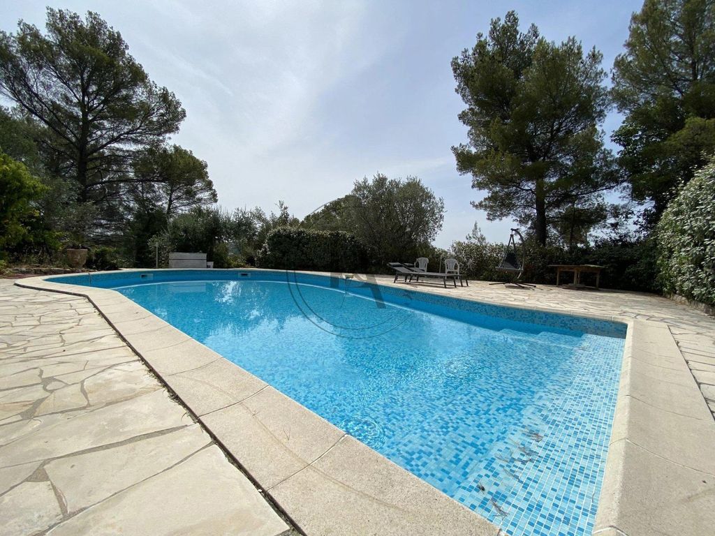 Villa de 4 pièces de luxe en vente Fayence, ProvenceAlpesCôte d'Azur