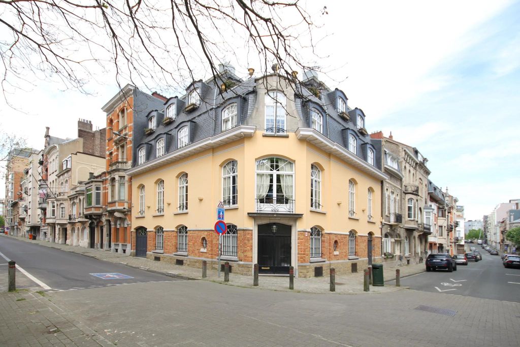 Vivienda exclusiva en venta Etterbeek, Bélgica 128951407