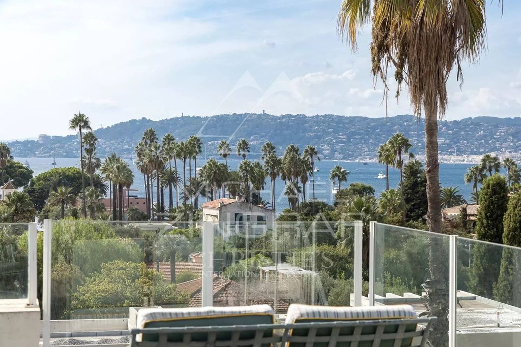 7 room luxury Villa for sale in Antibes, French Riviera 130569519