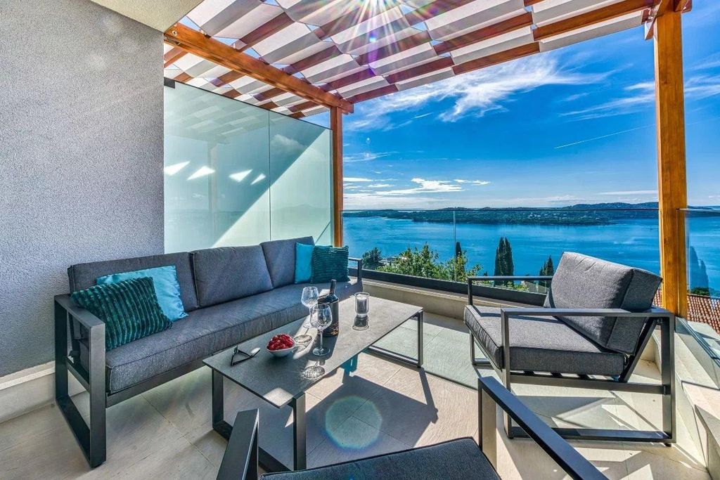 3 bedroom luxury House for sale in Dubrovnik, Croatia 129349951