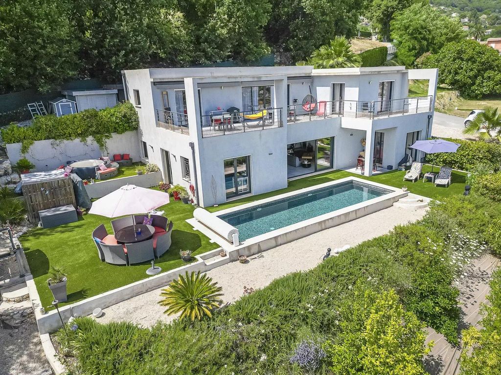 Luxury Villa for sale in Vence, France 129064764