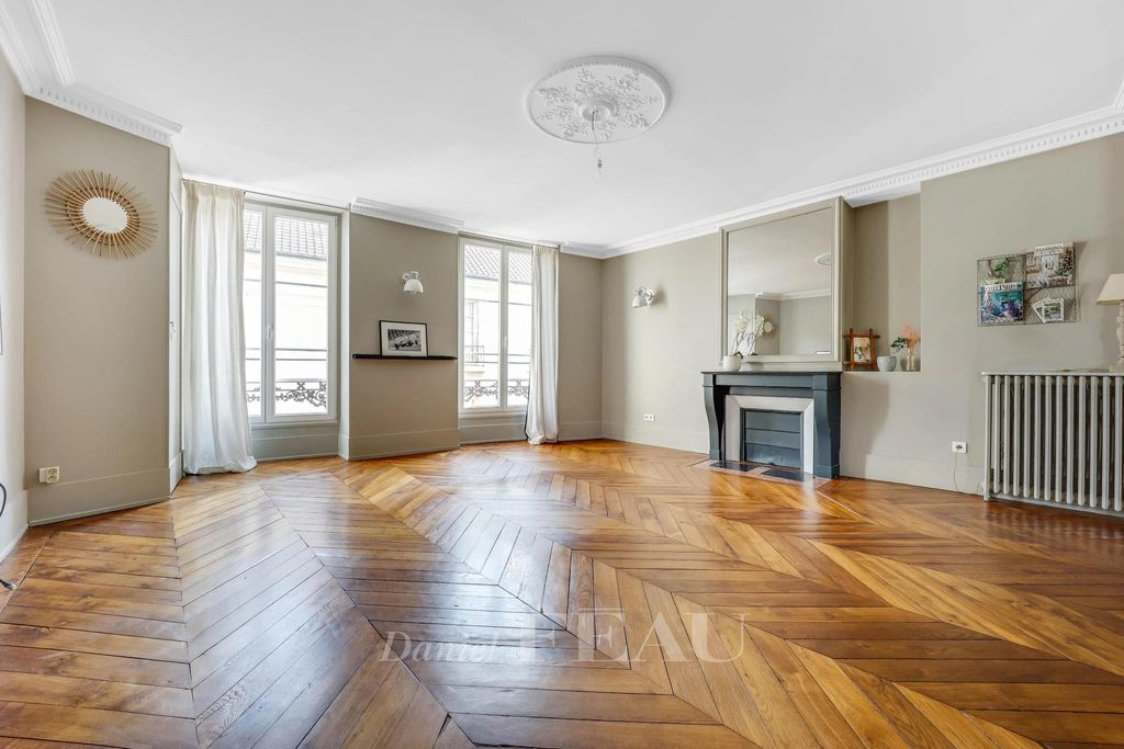 2 bedroom luxury Flat for sale in SaintGermainenLaye, France