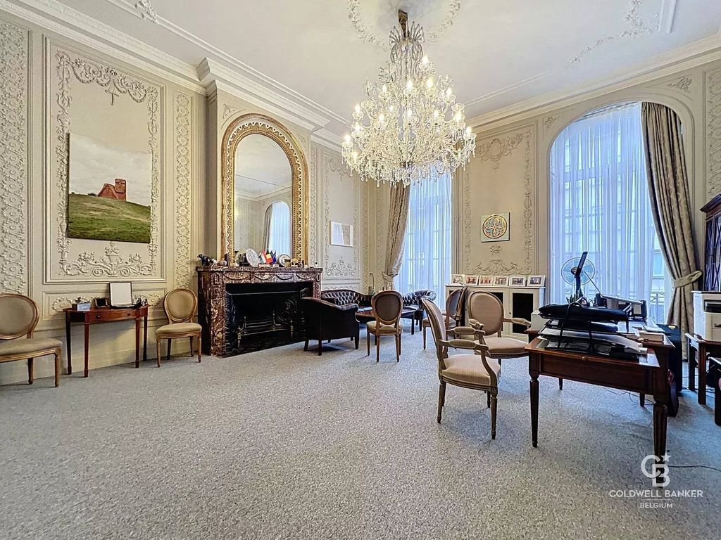 Офис 558 м2 в продажа - Брюссель, Бельгия