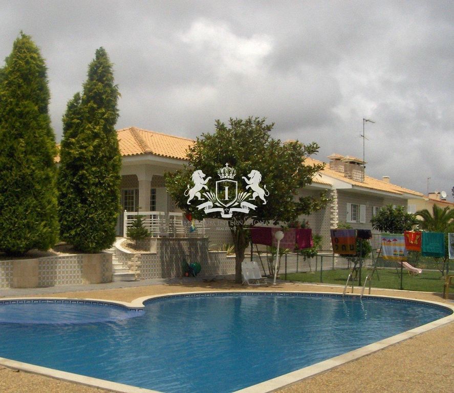 5 room luxury Villa for sale in Ovar, Aveiro - 115272885 - LuxuryEstate.com