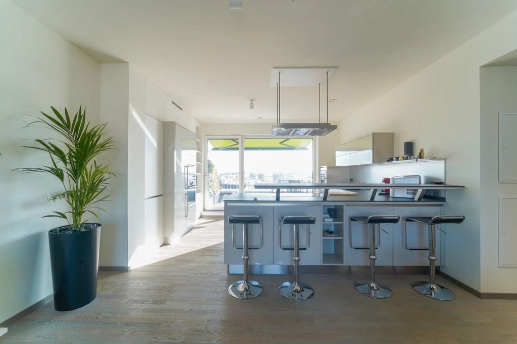 Penthouse de luxe de 90 m2 en vente 221 route d'Esch, Luxembourg