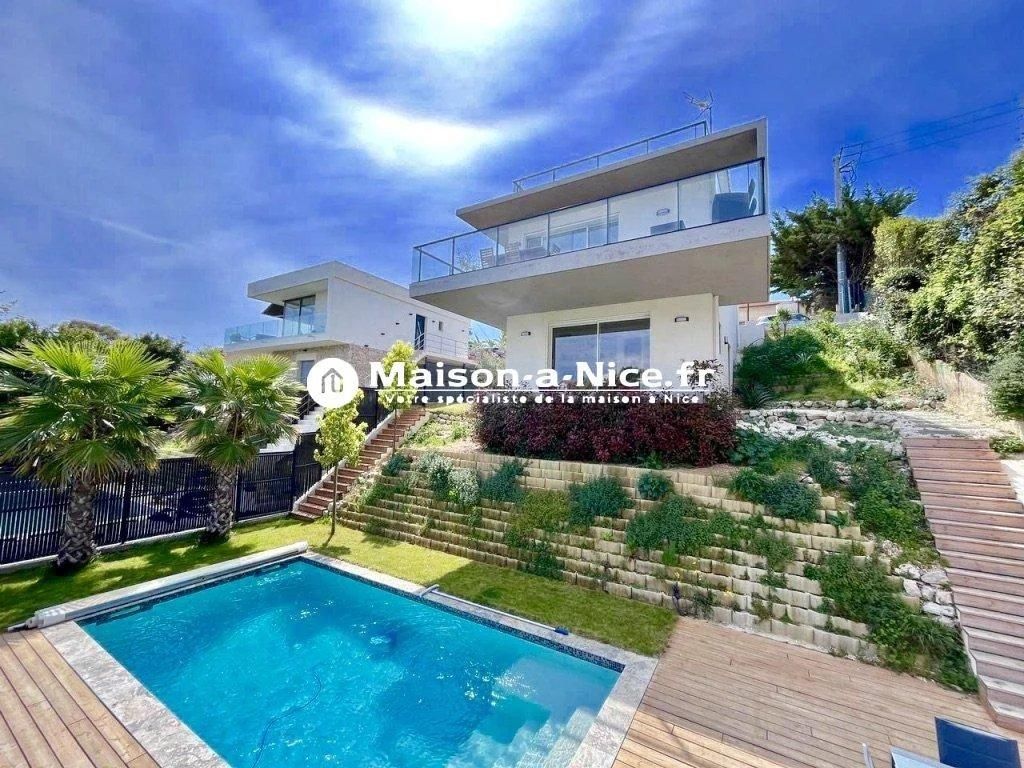 4 room luxury Villa for sale in Nice, France 128703980
