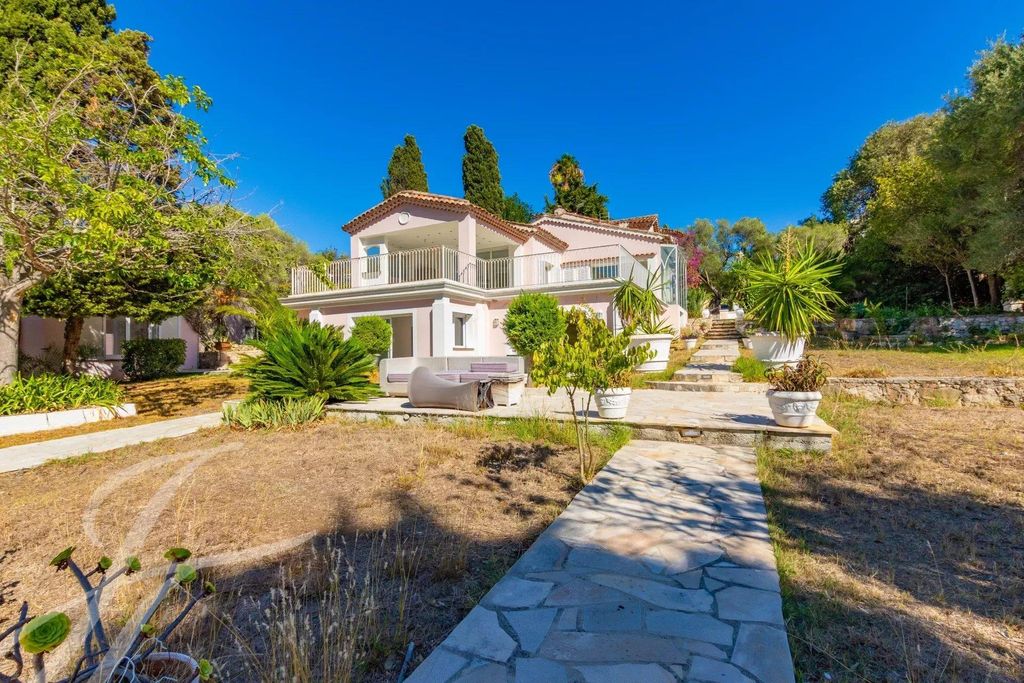 Luxuriöse Villa, 4 Schlafzimmer, zu verkaufen in Antibes, Provence ...