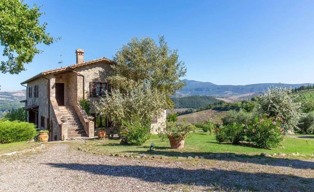 Prestigiosa villa di 325 mq in vendita San Casciano dei Bagni, Italia