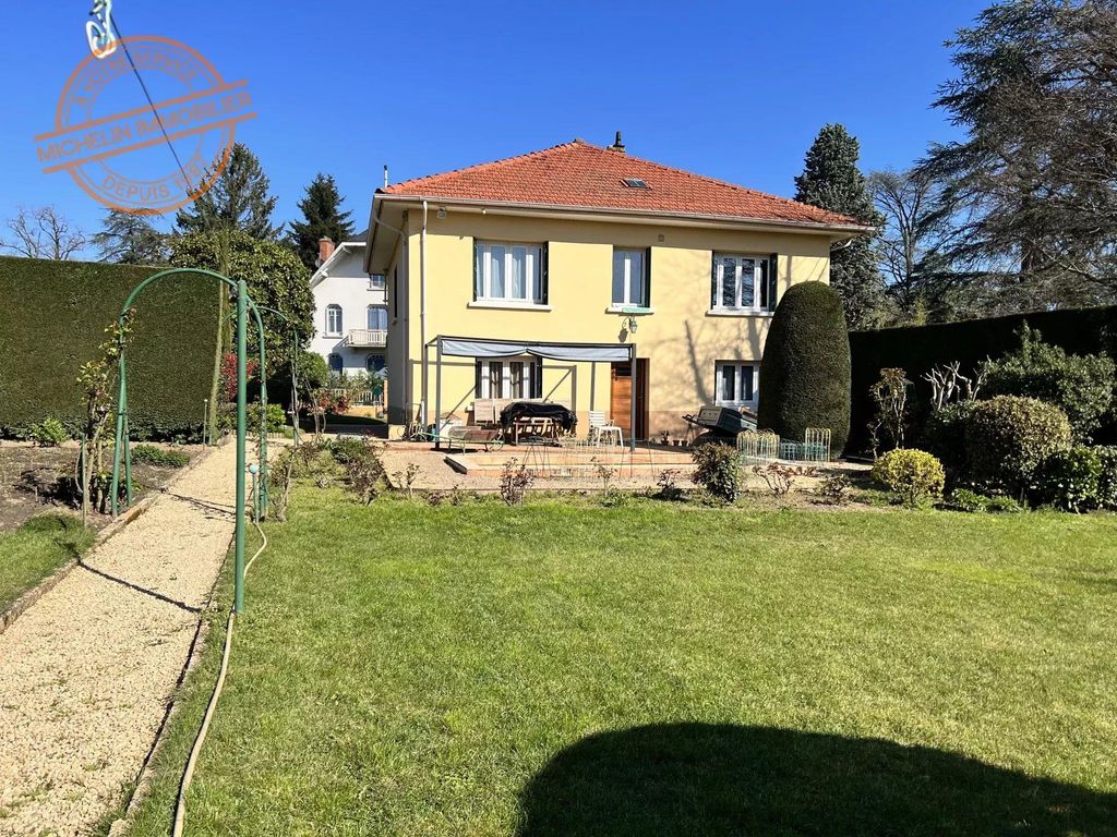 Luxuriöses Haus mit 4 Schlafzimmer zu verkaufen in ChampagneauMontd