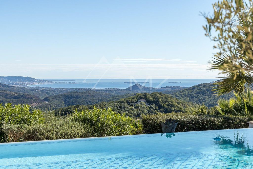 Esclusiva villa di 300 mq in vendita MandelieulaNapoule, Francia