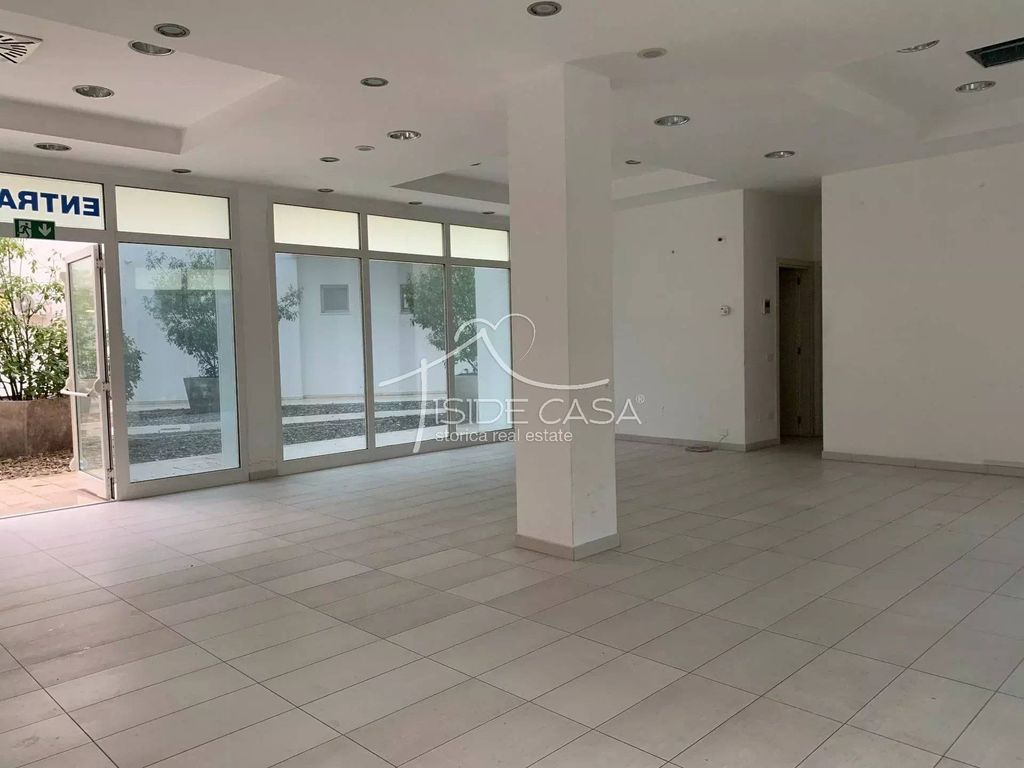 Office space for rent in Mantova, Lombardy - Vista 4