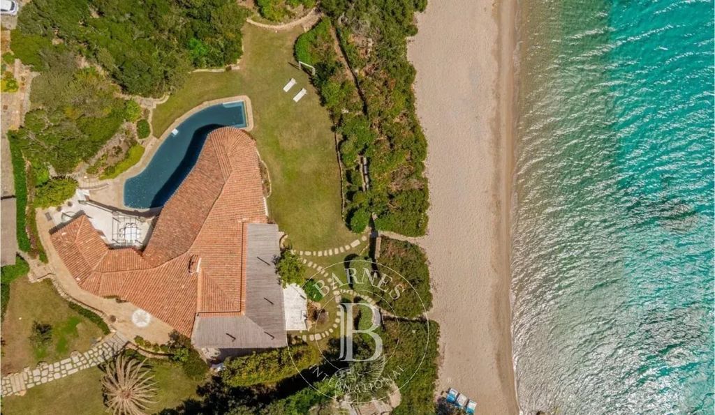 12 room luxury Villa for sale in Porto Cervo, Sardinia - View 5