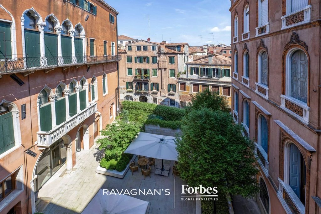 2 bedroom luxury Flat for sale in Venice, Veneto - View 4