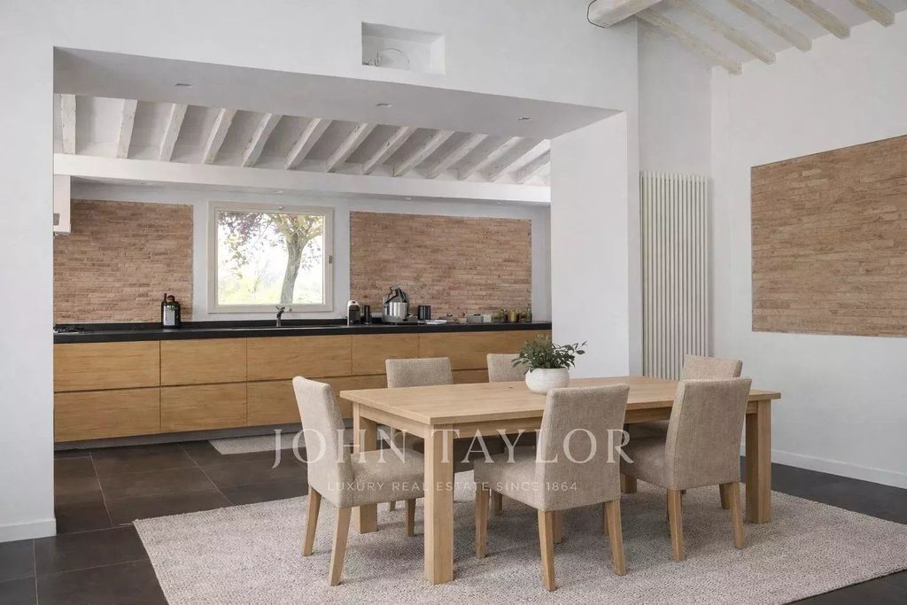 7 bedroom luxury Villa for sale in Pisa, Italy - Vista 4